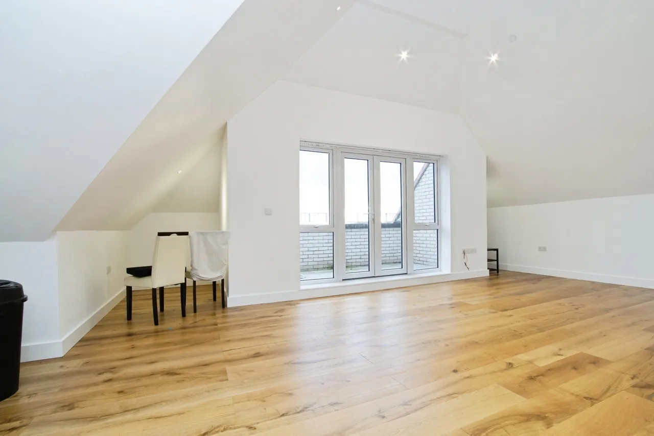 Russell Hill, Purley, CR8, photo 7