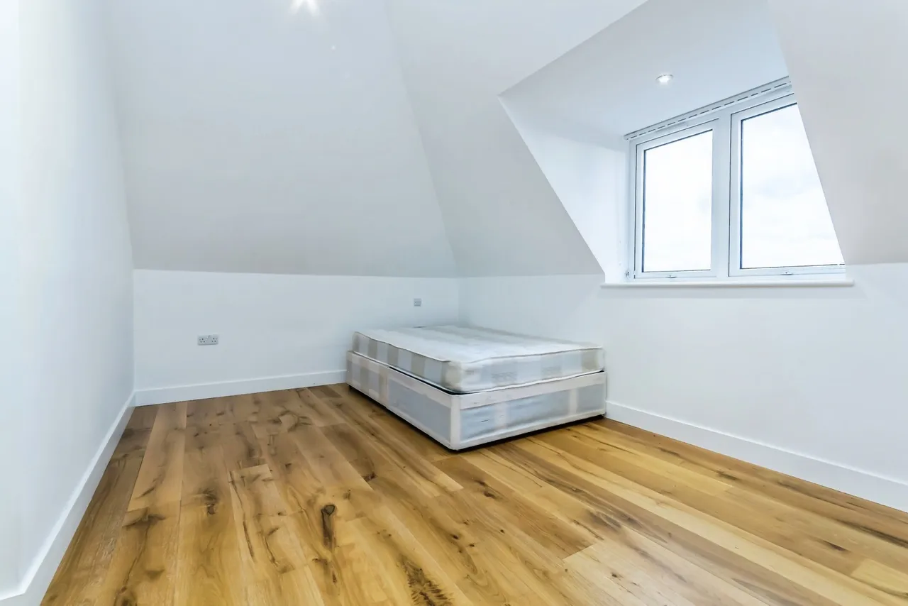 Russell Hill, Purley, CR8, photo 19