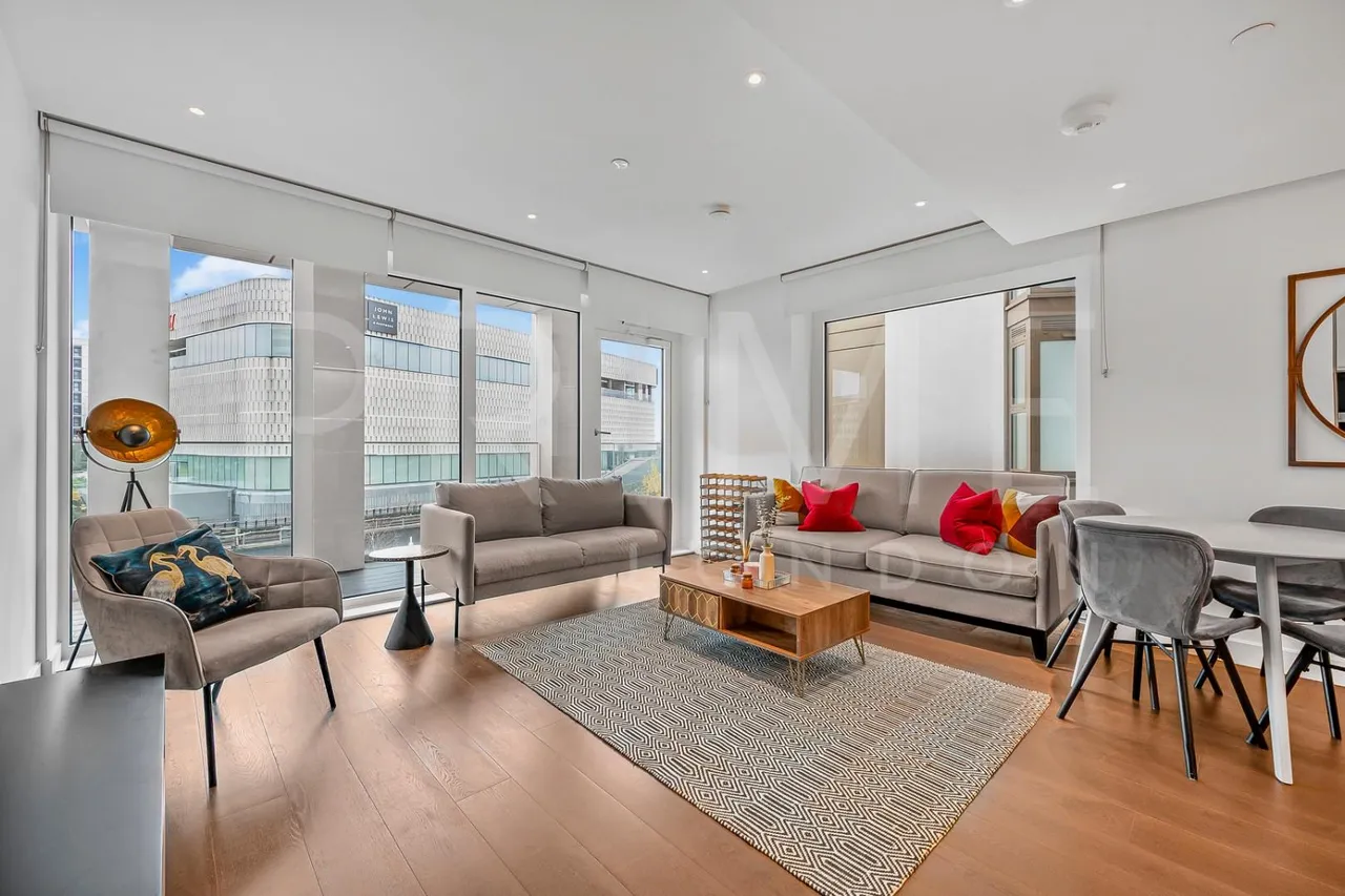 Fountain Park Way, White City Living, W12, photo 2
