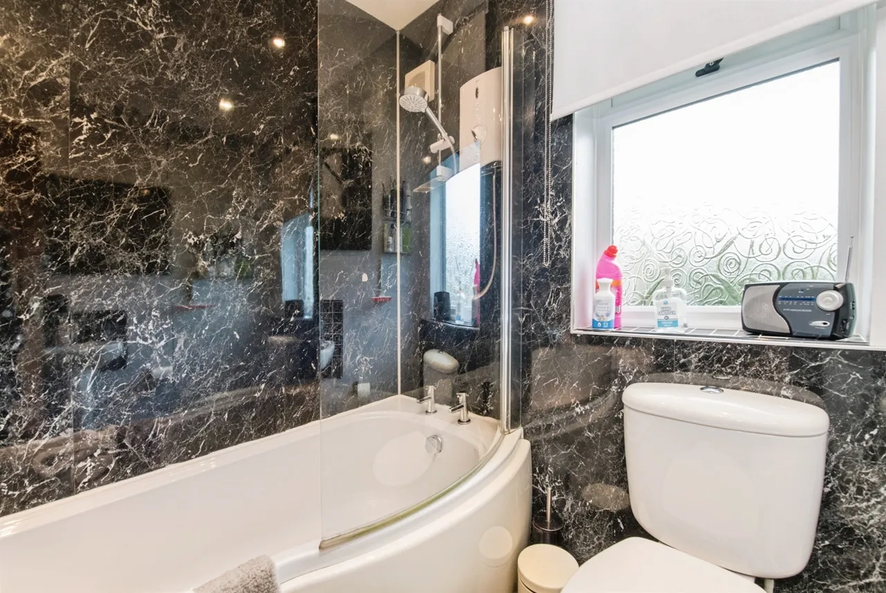 Hawkesdown Close, Axmouth, EX12, photo 12