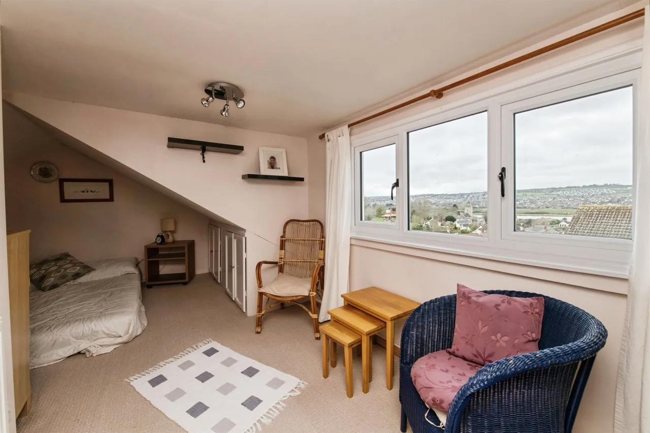 Hawkesdown Close, Axmouth, EX12, photo 13