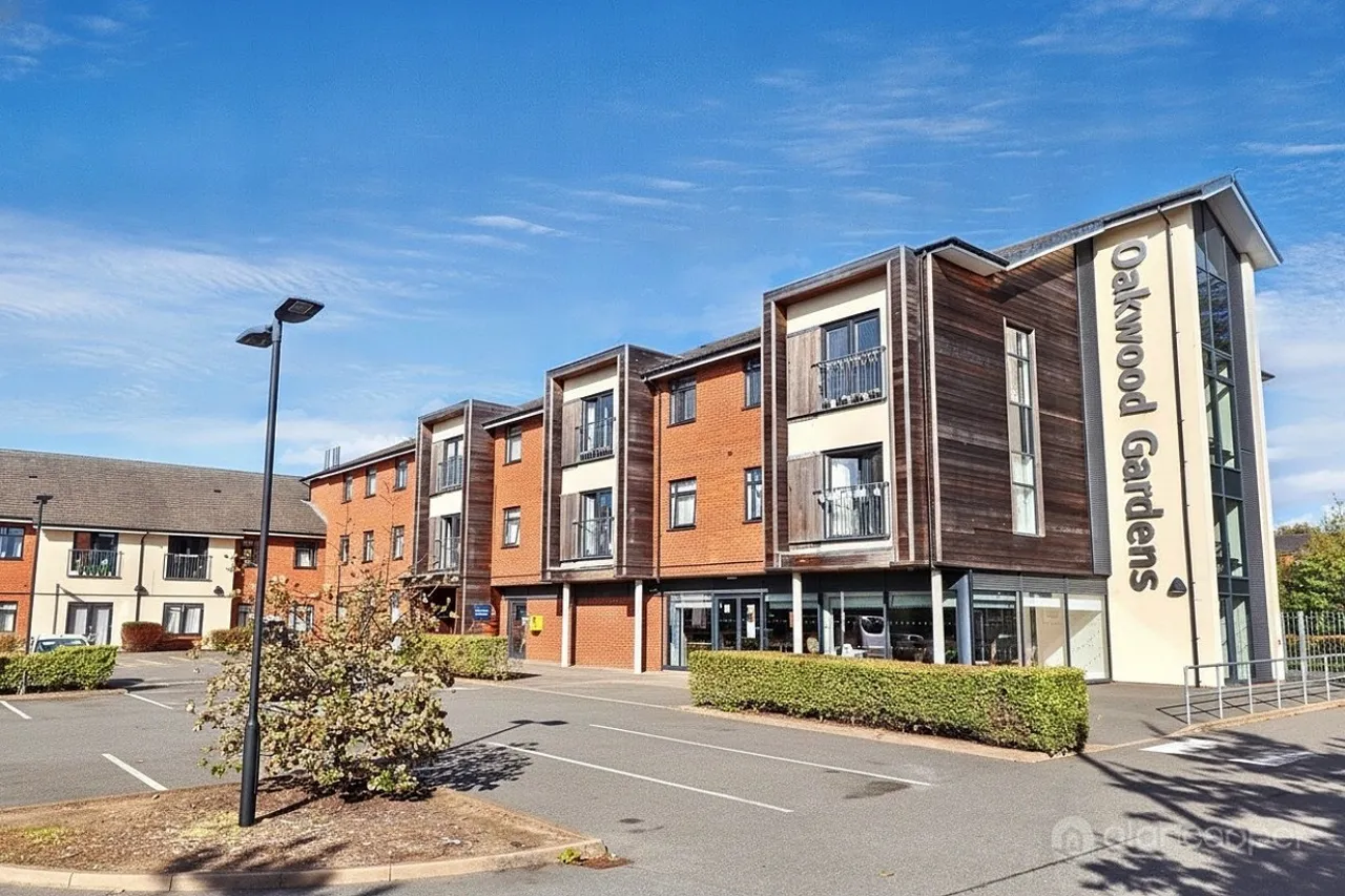 3 bed flat for sale, Oakwood Gardens, Bedworth, CV12