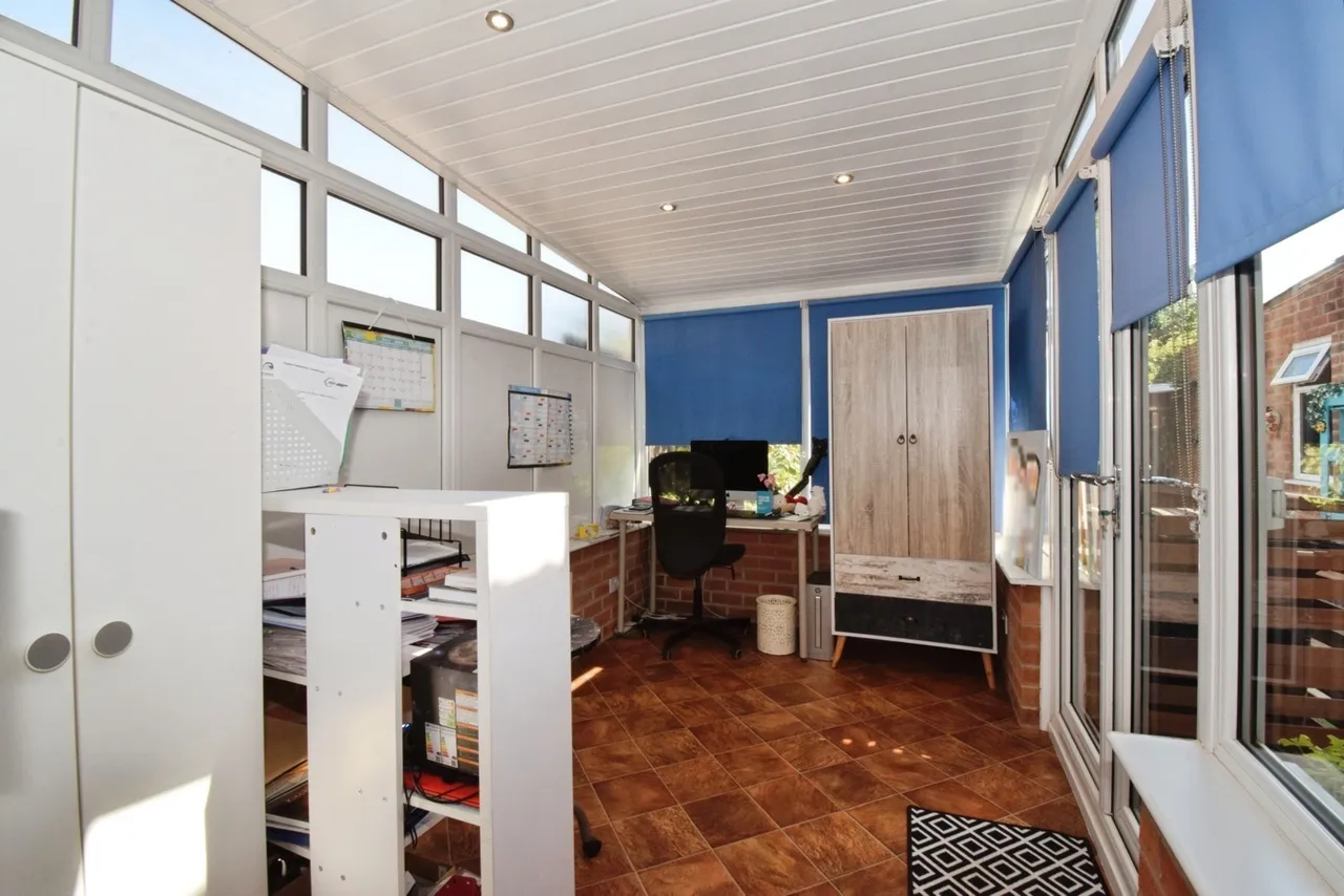 Woodgate Drive, Birstall, LE4, photo 9