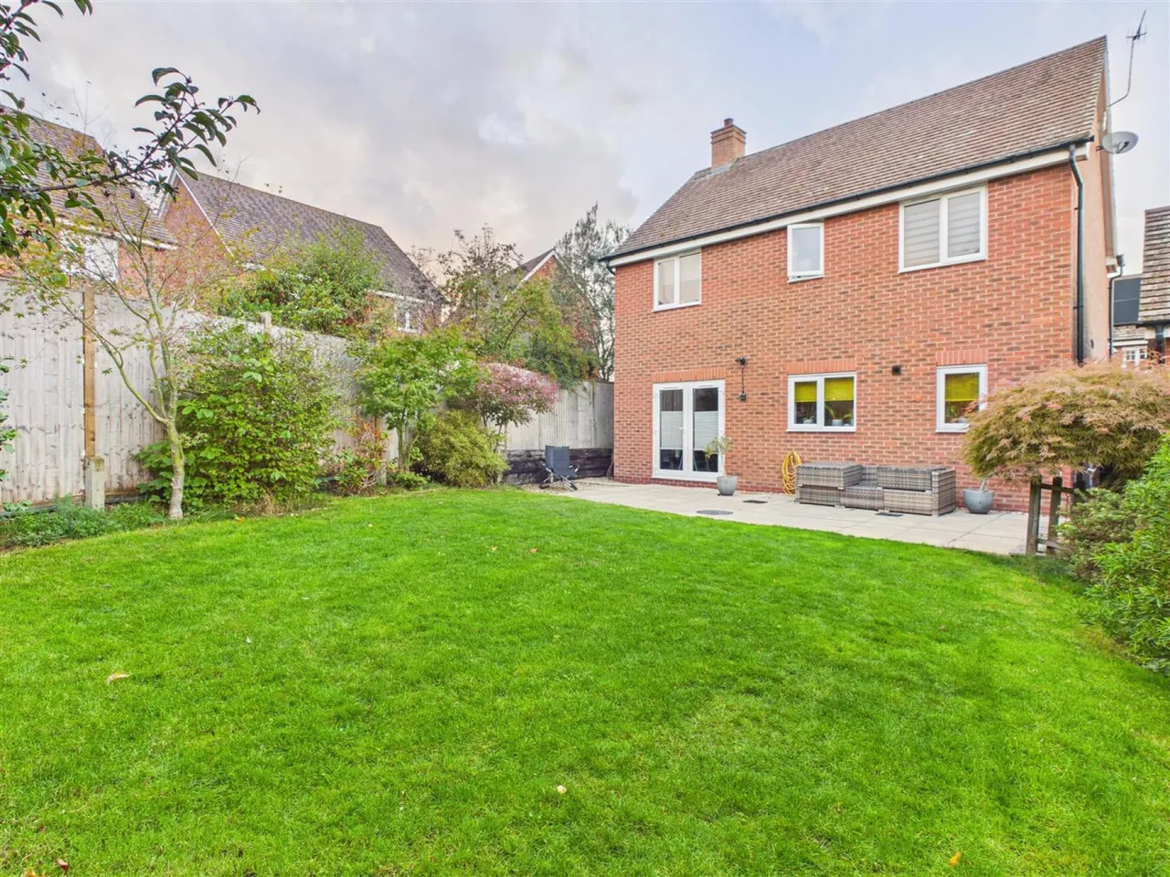 Biggin Hill Close, Malvern, WR14, photo 17