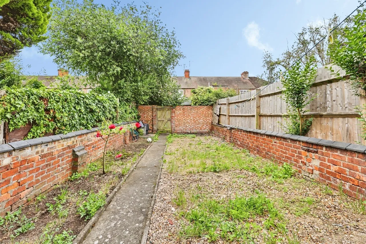 St. Leonards Road, Northampton, NN4, photo 17