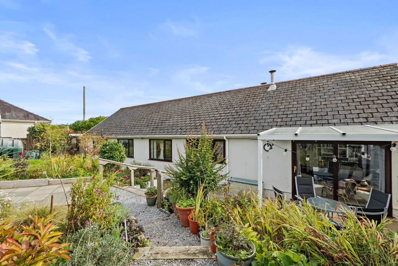 Ael Y Bryn, Wernffrwd, SA4, photo 31