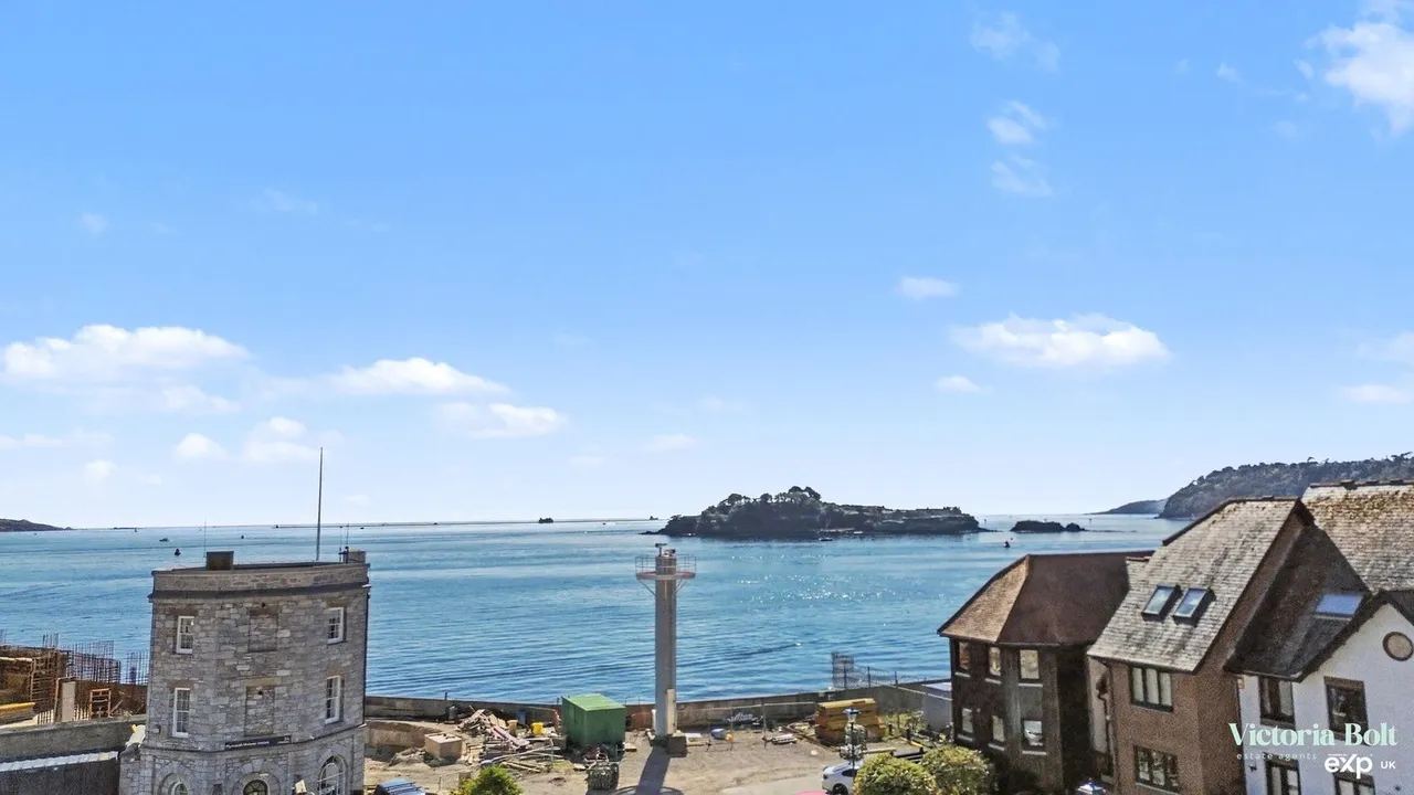 Custom House Lane, Plymouth, photo 2