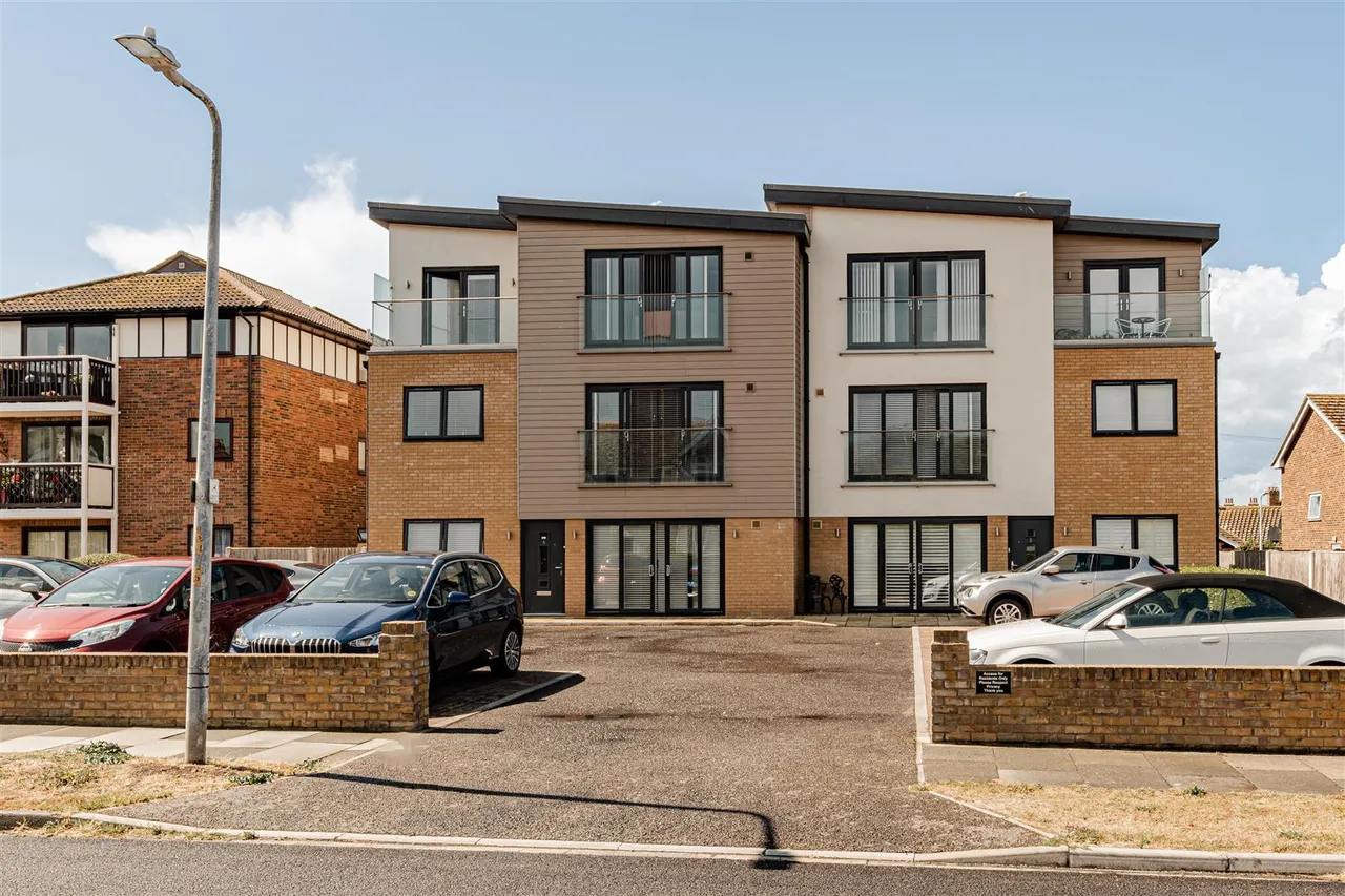 Beach Avenue, Birchington, Kent, CT7 9JS, photo 20