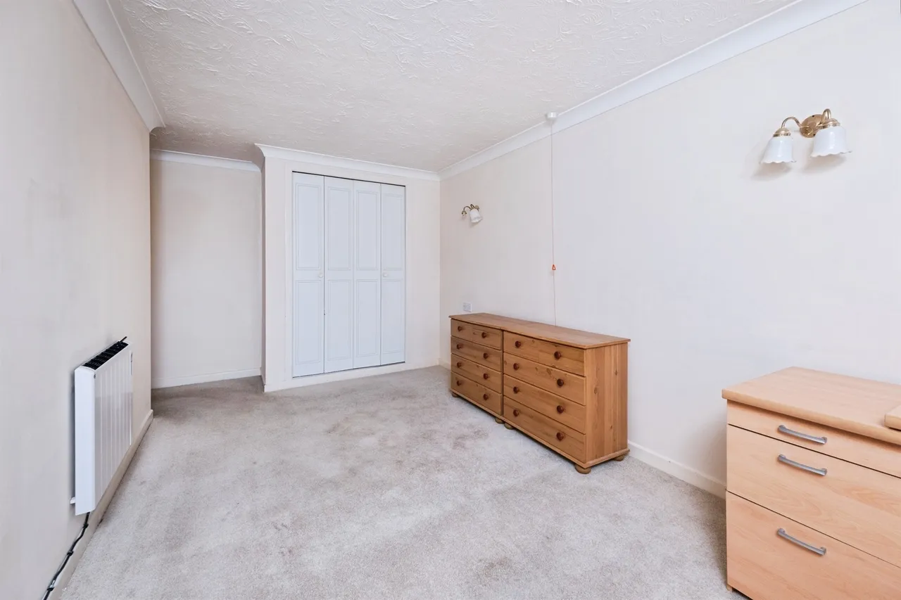 Lawnsmead Gardens, Newport Pagnell, MK16, photo 8