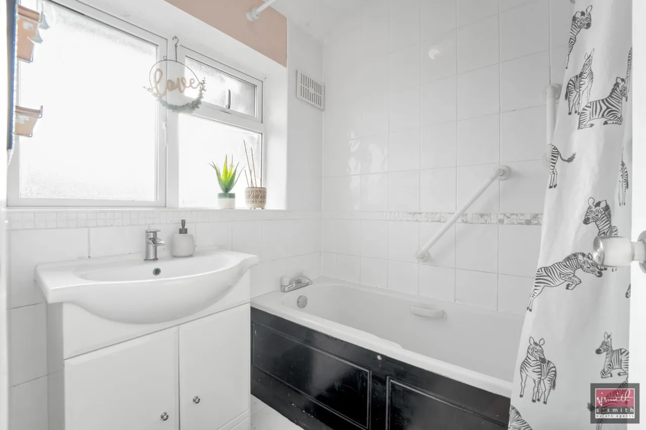 Cambria Gardens, Stanwell, photo 11
