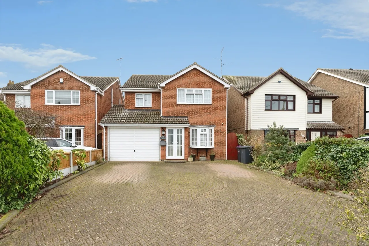 4 bed house for sale — Ashingdon Road, Rochford, Essex, SS4