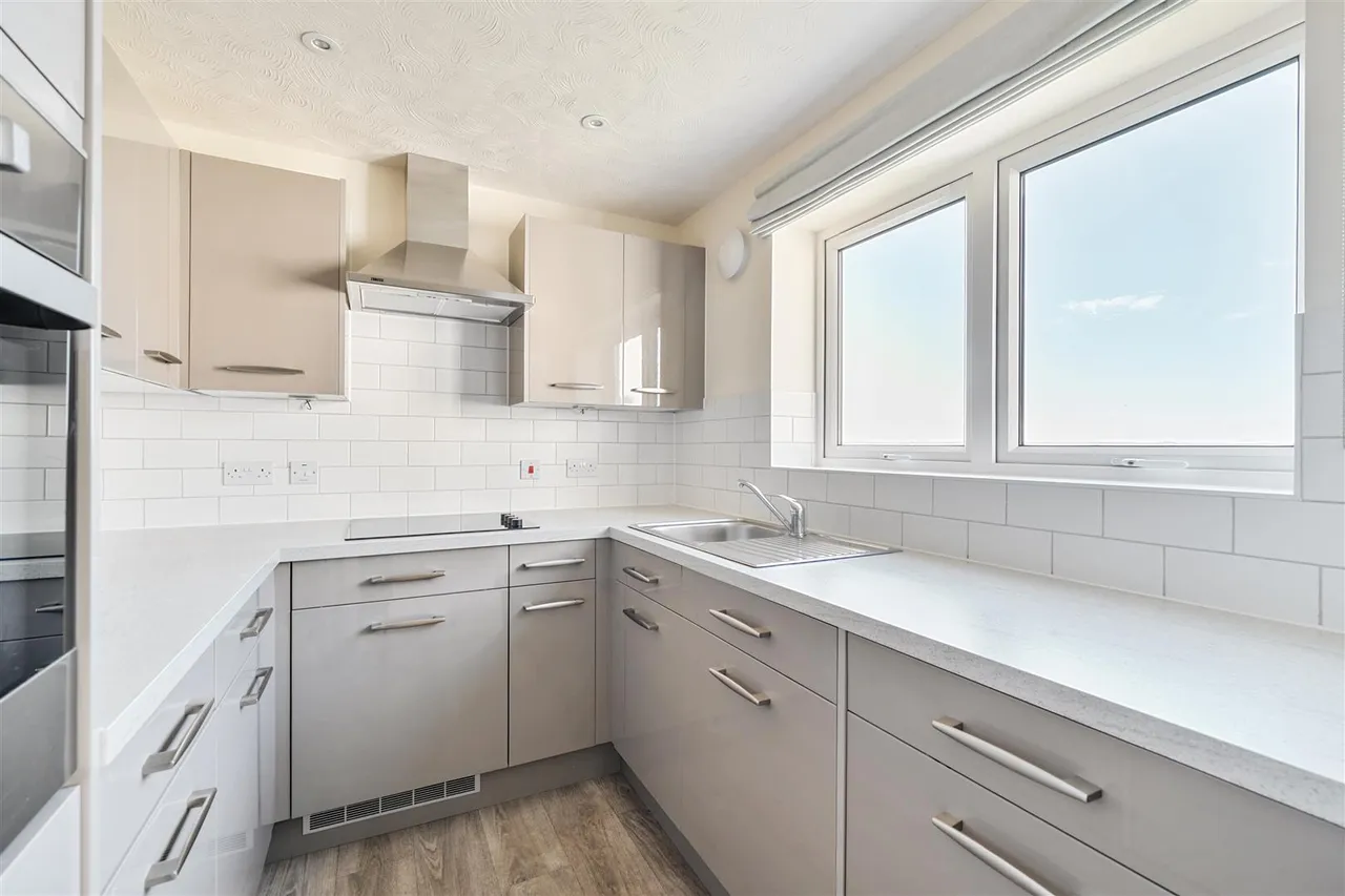 Narrowcliff, Newquay, TR7, photo 2