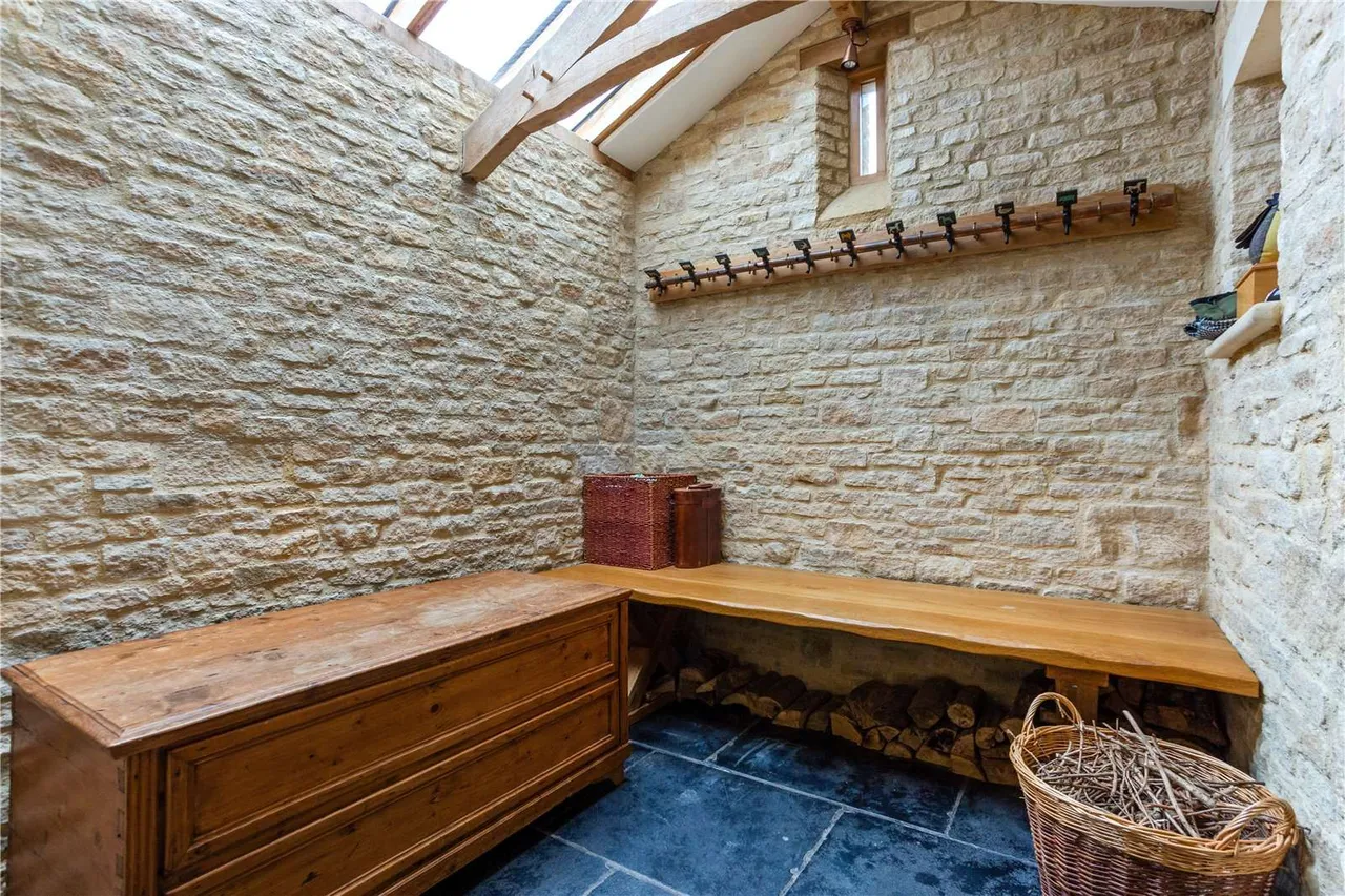 Doynton, South Glos, BS30 5TJ, photo 6