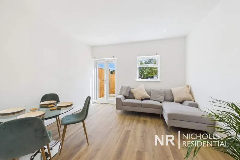 Ruxley Lane, Epsom, KT19, photo 8