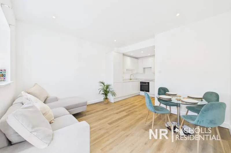 Ruxley Lane, Epsom, KT19, photo 7