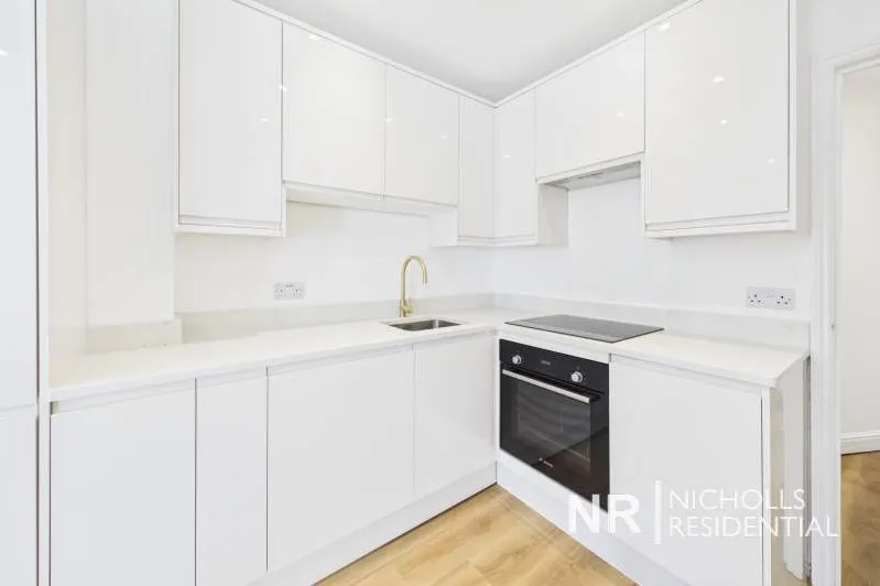 Ruxley Lane, Epsom, KT19, photo 9