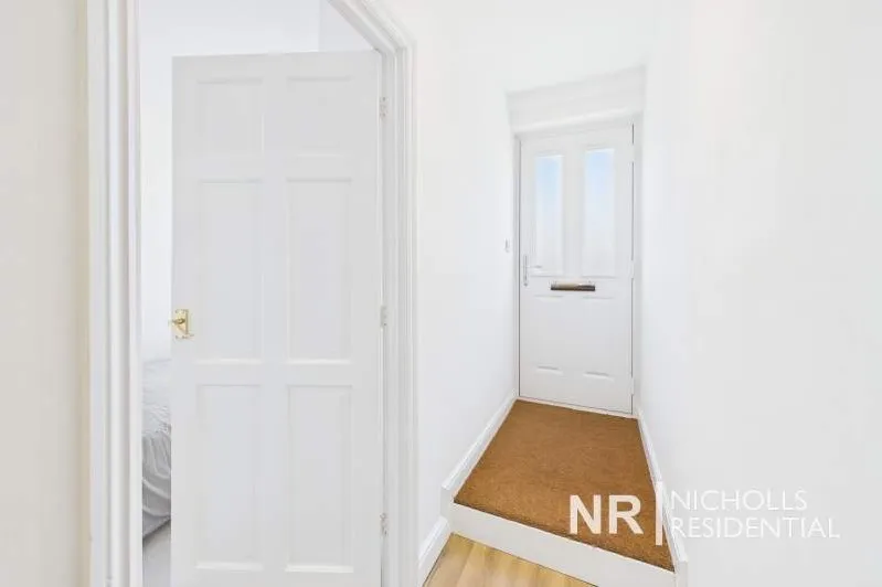 Ruxley Lane, Epsom, KT19, photo 6