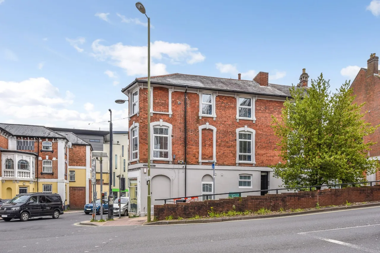 Rooms Available, photo 10