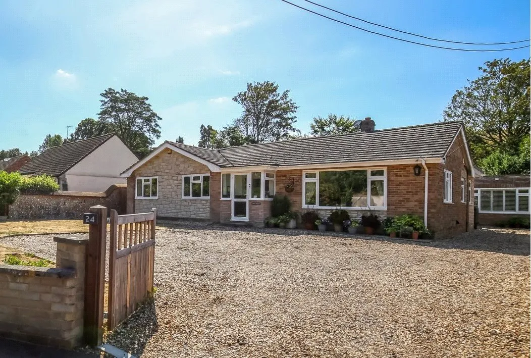 5 bed house for sale — Church Road, Idmiston, Salisbury, Wiltshire, SP4 0AZ