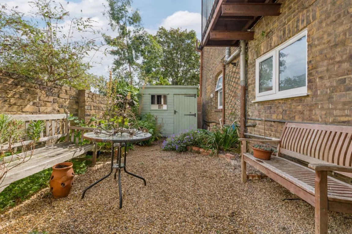 Woodlands Road, TW7, photo 6