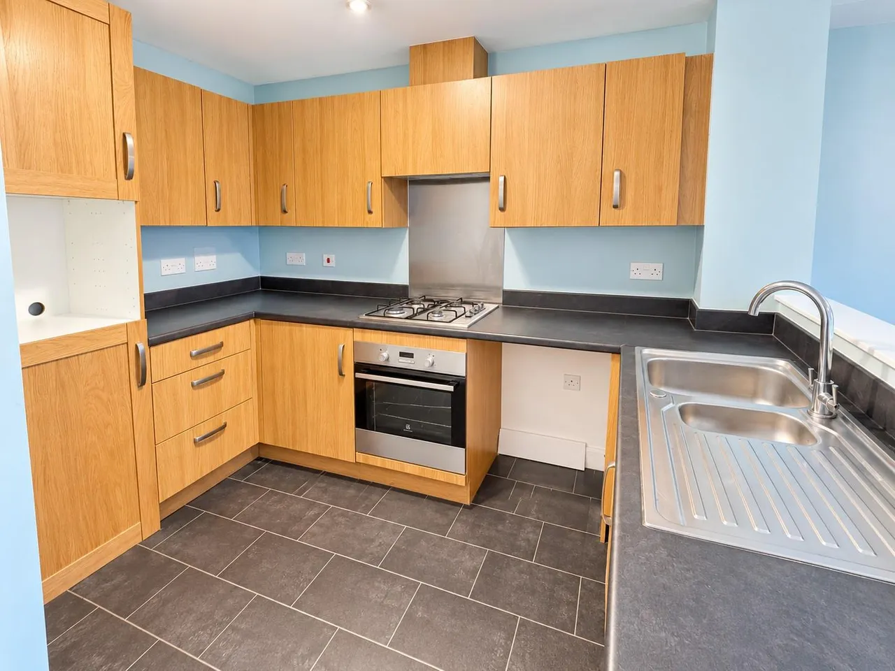 Brutus Court, North Hykeham, LN6, photo 2