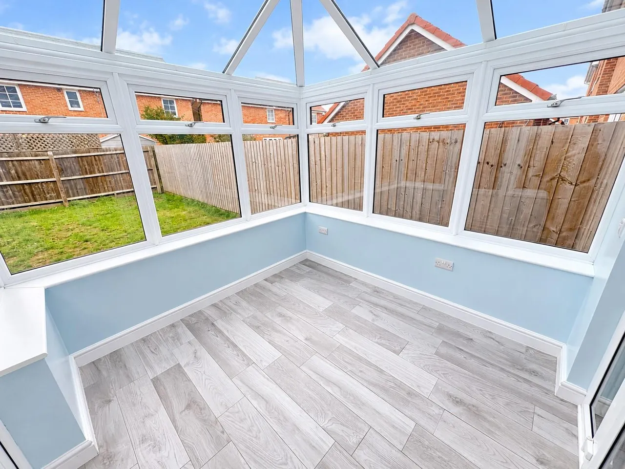 Brutus Court, North Hykeham, LN6, photo 4