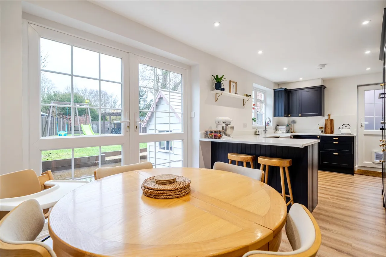Paddock Court, Hartley Wintney, Hampshire, RG27 8LL, photo 6