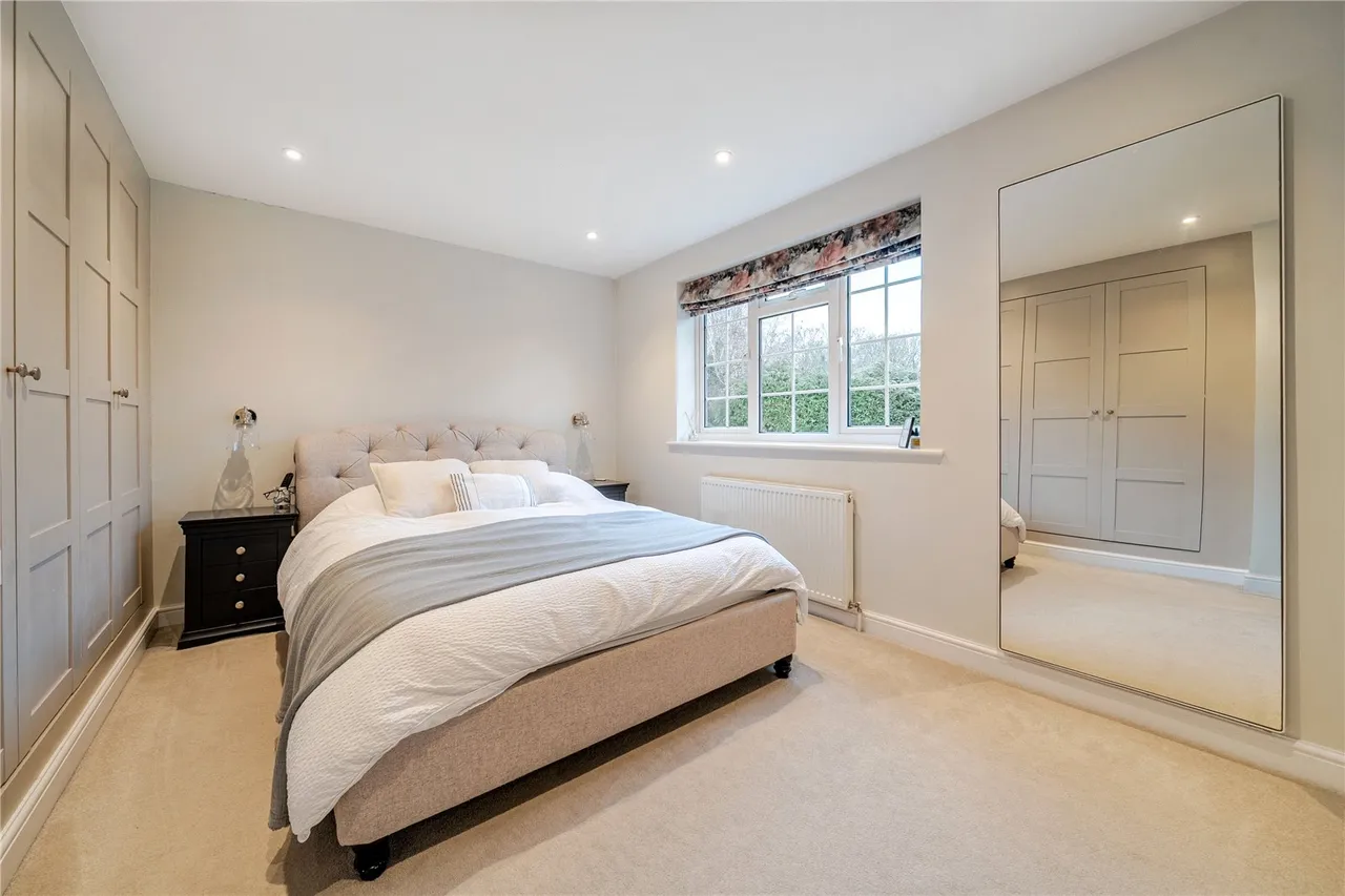 Paddock Court, Hartley Wintney, Hampshire, RG27 8LL, photo 14