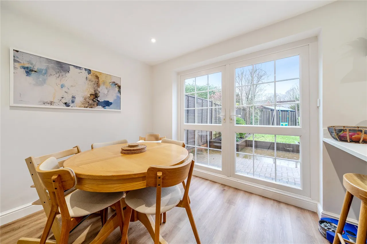 Paddock Court, Hartley Wintney, Hampshire, RG27 8LL, photo 7