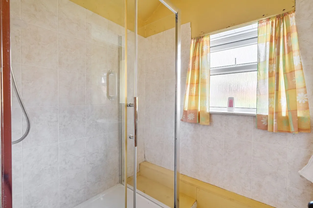Victoria Road, Frome, BA11, photo 13