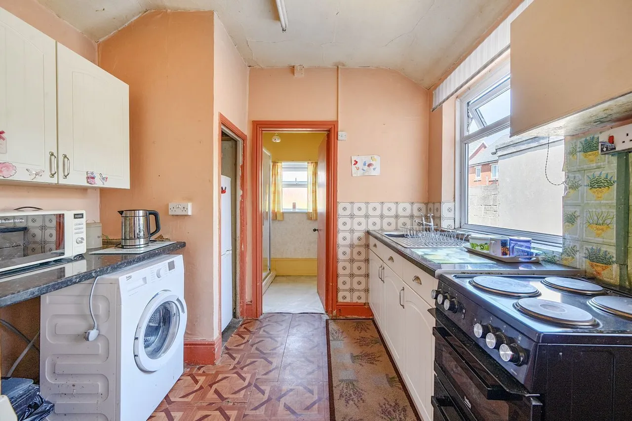 Victoria Road, Frome, BA11, photo 8
