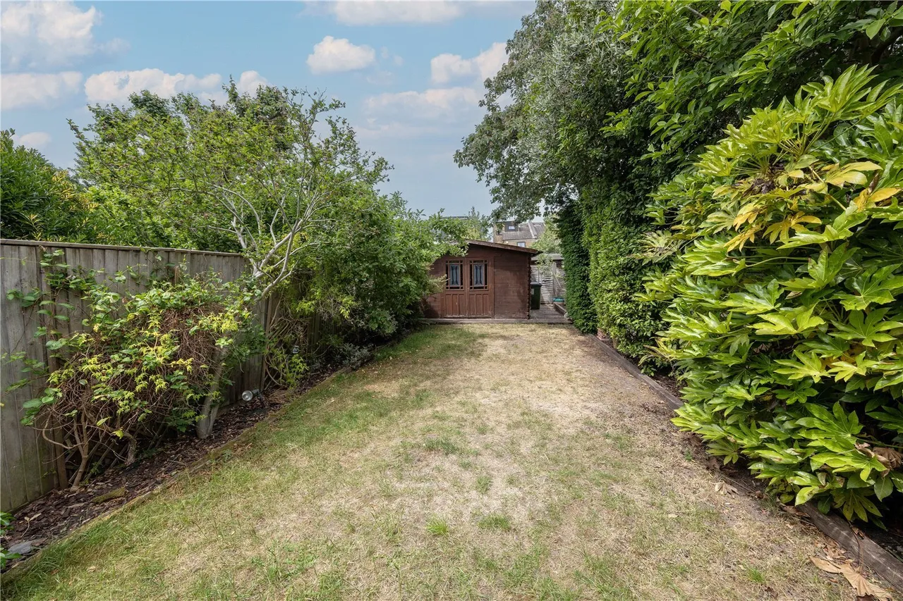 Atbara Road, Teddington, TW11, photo 18