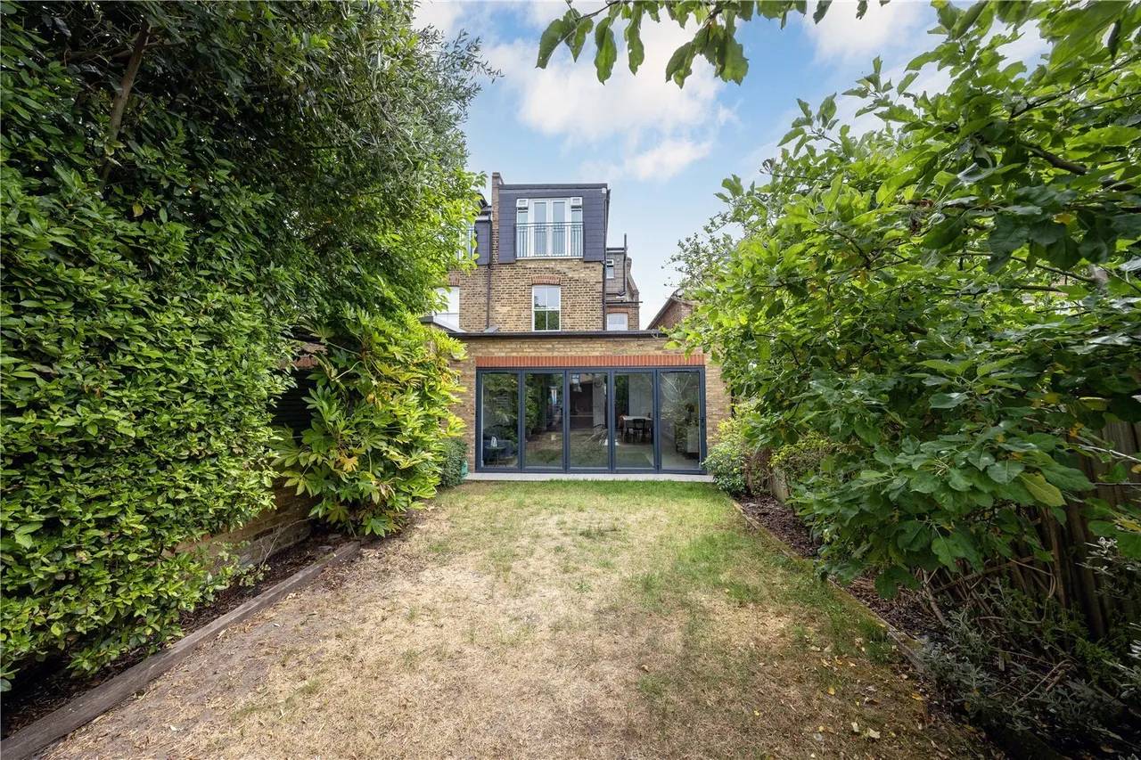 Atbara Road, Teddington, TW11, photo 17