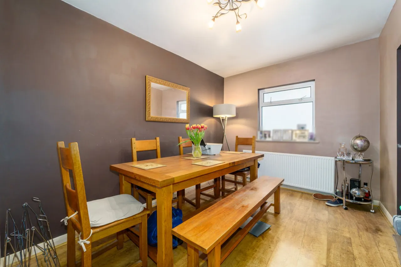 Feltham Hill Road, Ashford, photo 9