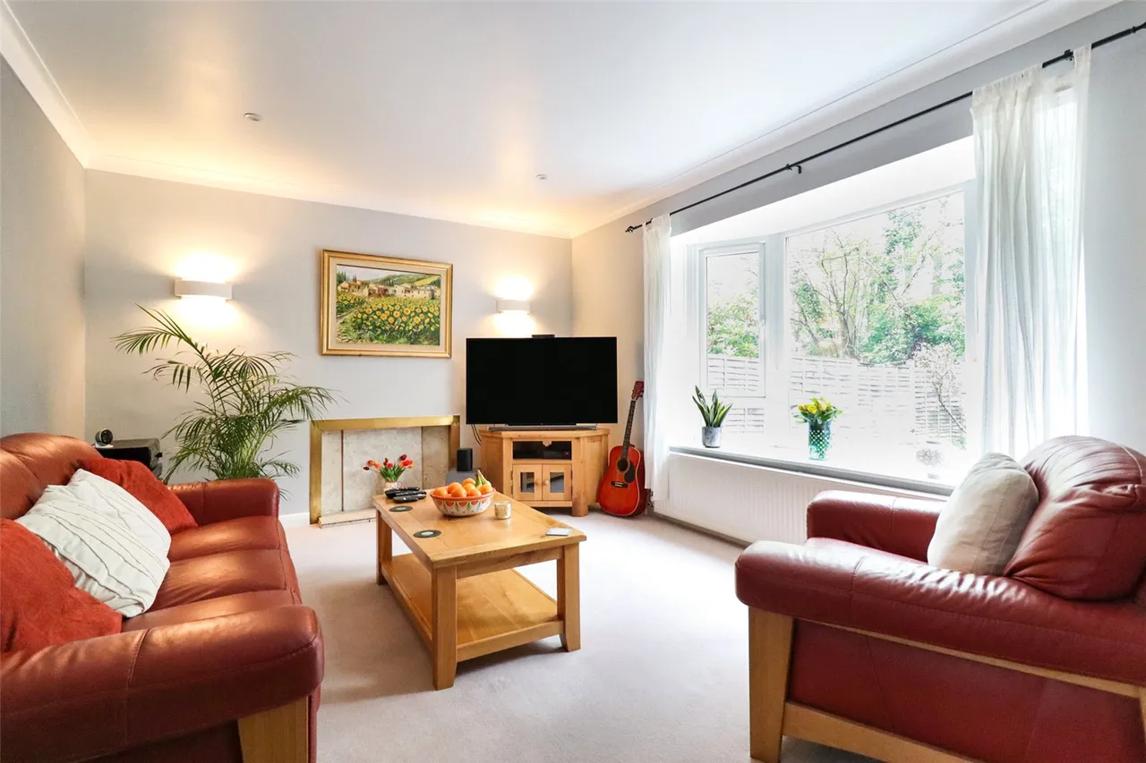 Abbots Close, Fleet, Hampshire, GU51 3RF, photo 6
