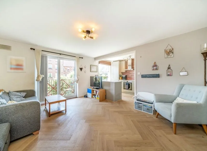Earlston Grove, Homerton, E9, photo 2