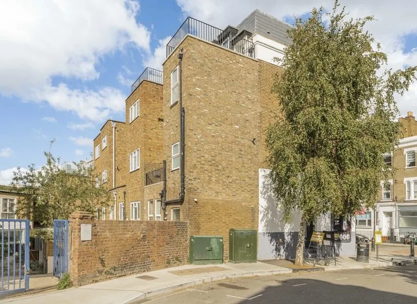 Boscombe Road, Shepherds Bush, W12, photo 7