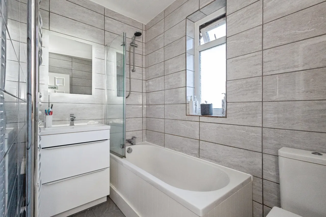 South Crescent, Manchester, Greater Manchester, M11, photo 16