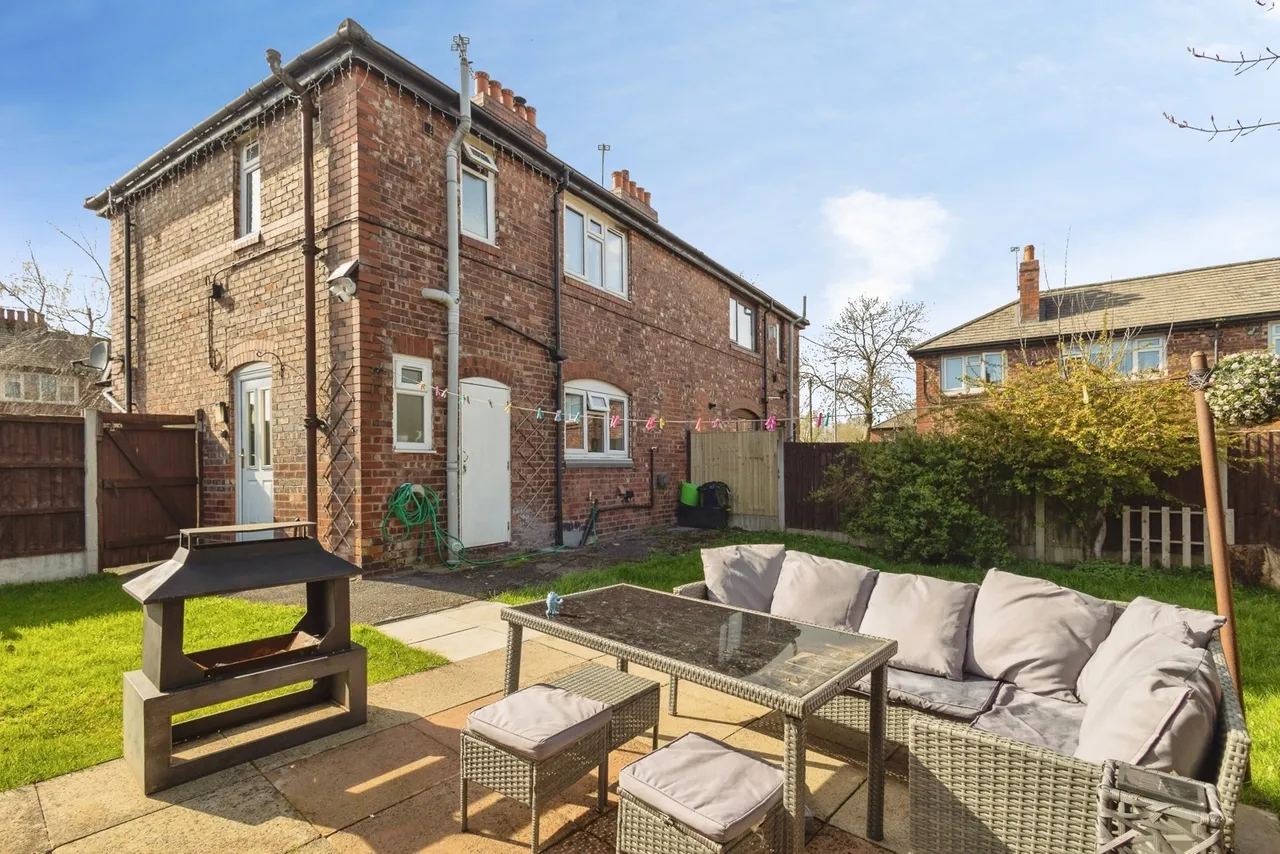 South Crescent, Manchester, Greater Manchester, M11, photo 17