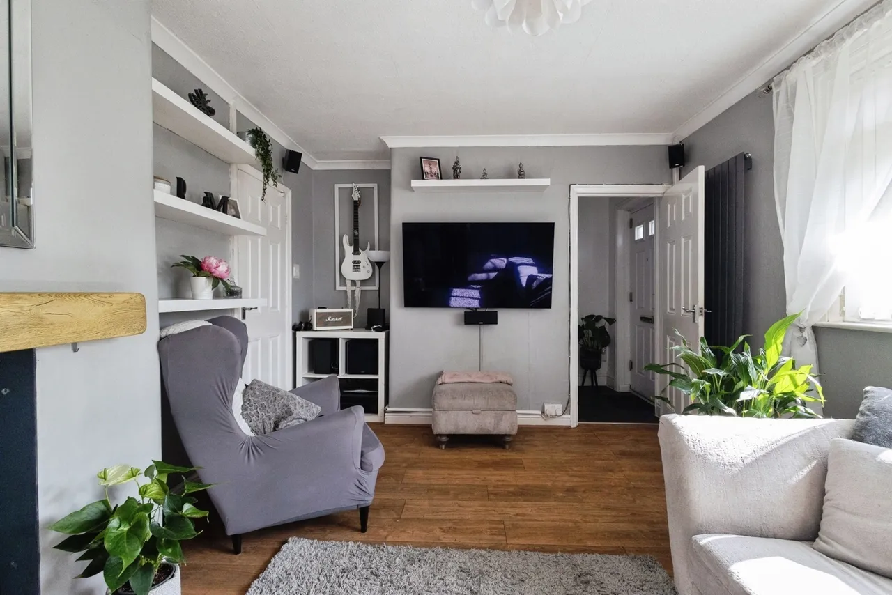 South Crescent, Manchester, Greater Manchester, M11, photo 4