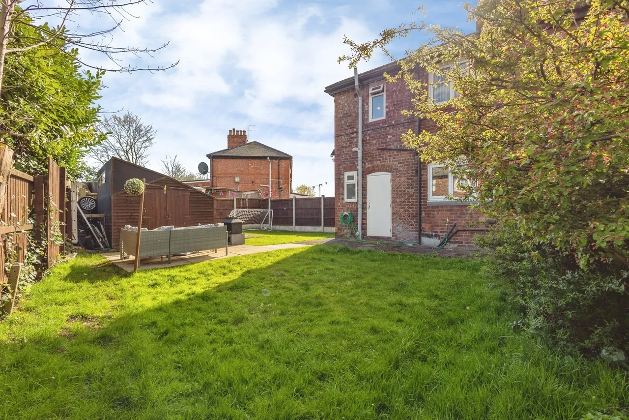 South Crescent, Manchester, Greater Manchester, M11, photo 19