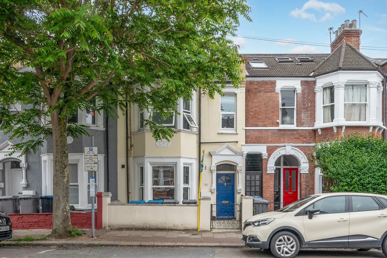 Top Floor Flat, 40 Oaklands Road, London, photo 8