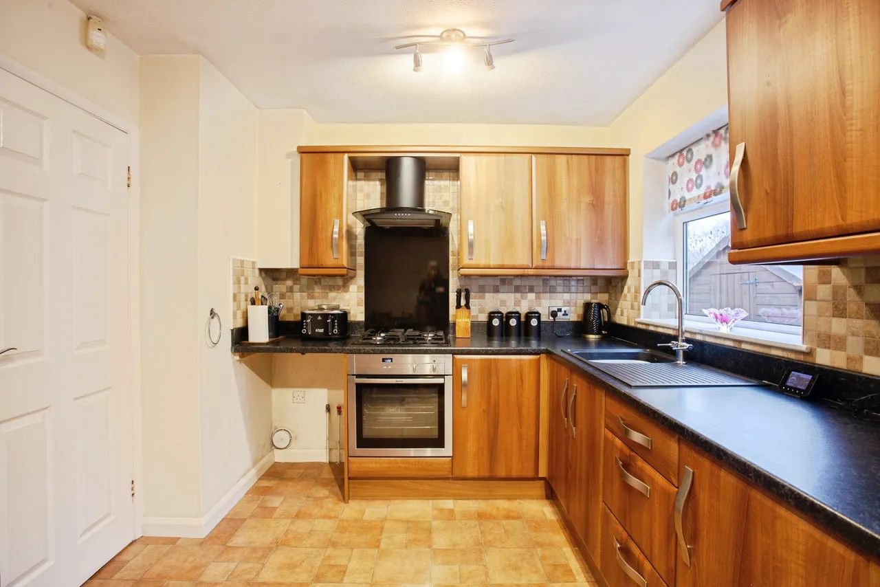 Pentland Gardens, Sheffield, S20, photo 5