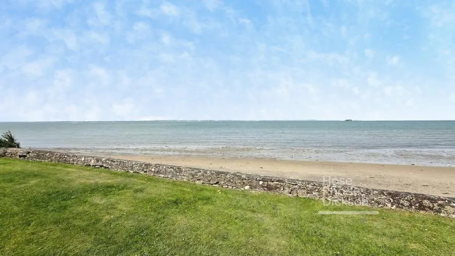 Puckpool Hill, Seaview, PO34, photo 3