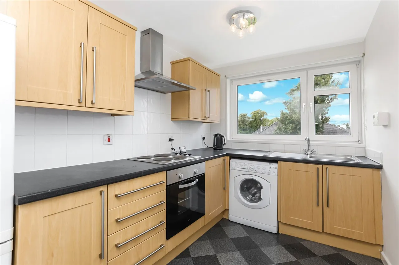 Kirkton Place, The Village, East Kilbride, South Lanarkshire, G74, photo 4