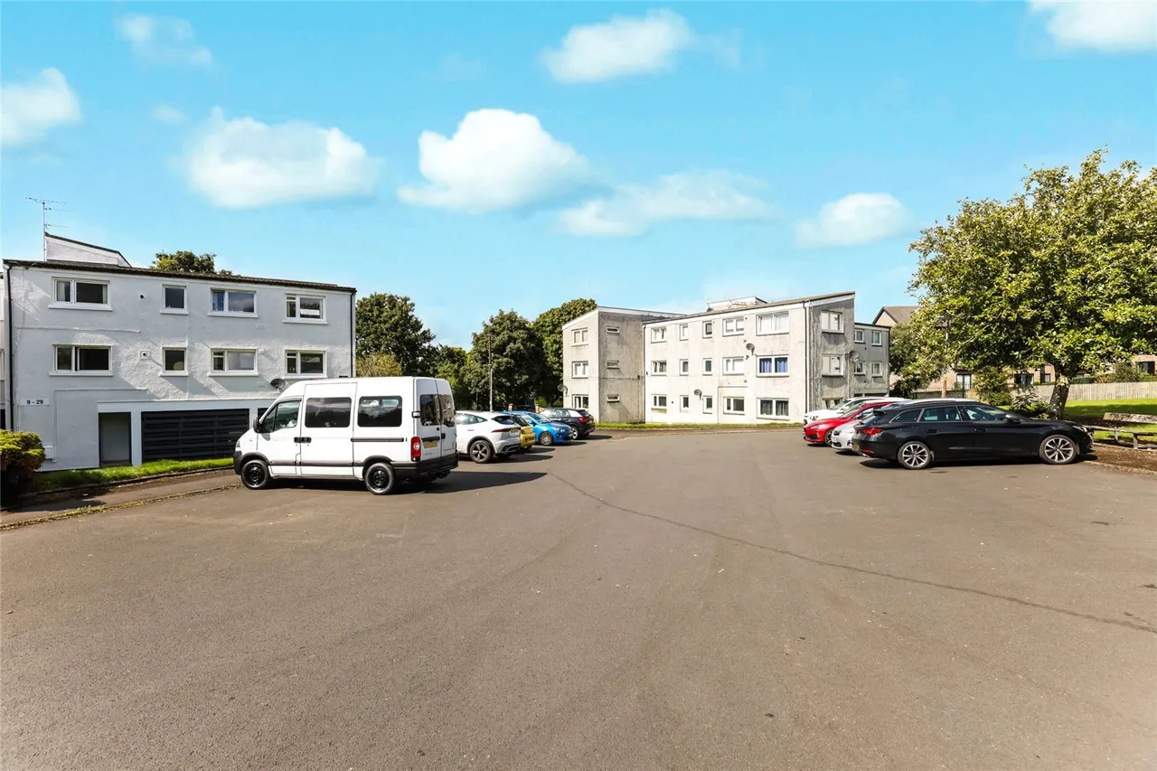 Kirkton Place, The Village, East Kilbride, South Lanarkshire, G74, photo 17