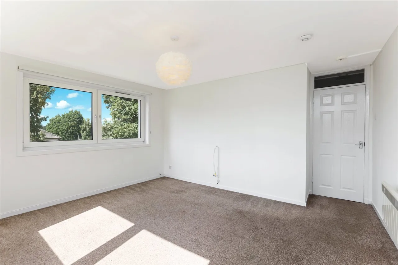 Kirkton Place, The Village, East Kilbride, South Lanarkshire, G74, photo 3