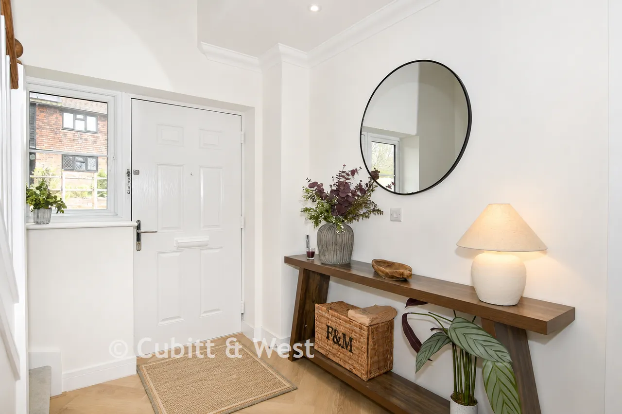 Lewes Road, The Orchards, TN22, photo 11
