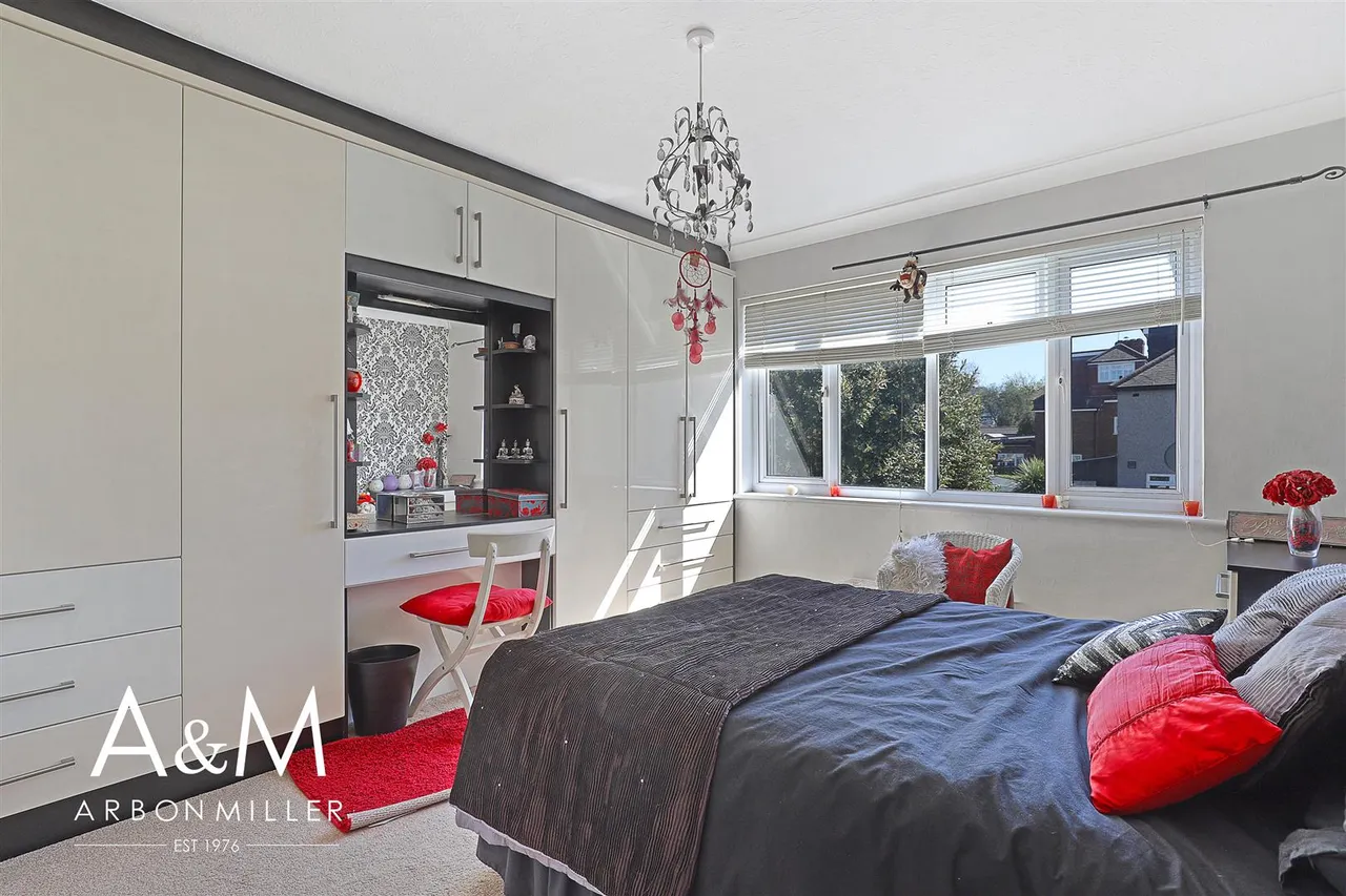 Marlands Road, Clayhall, Essex, Ilford, IG50JJ, photo 19