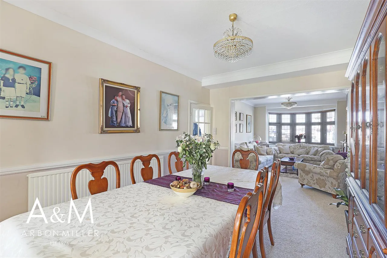 Marlands Road, Clayhall, Essex, Ilford, IG50JJ, photo 8